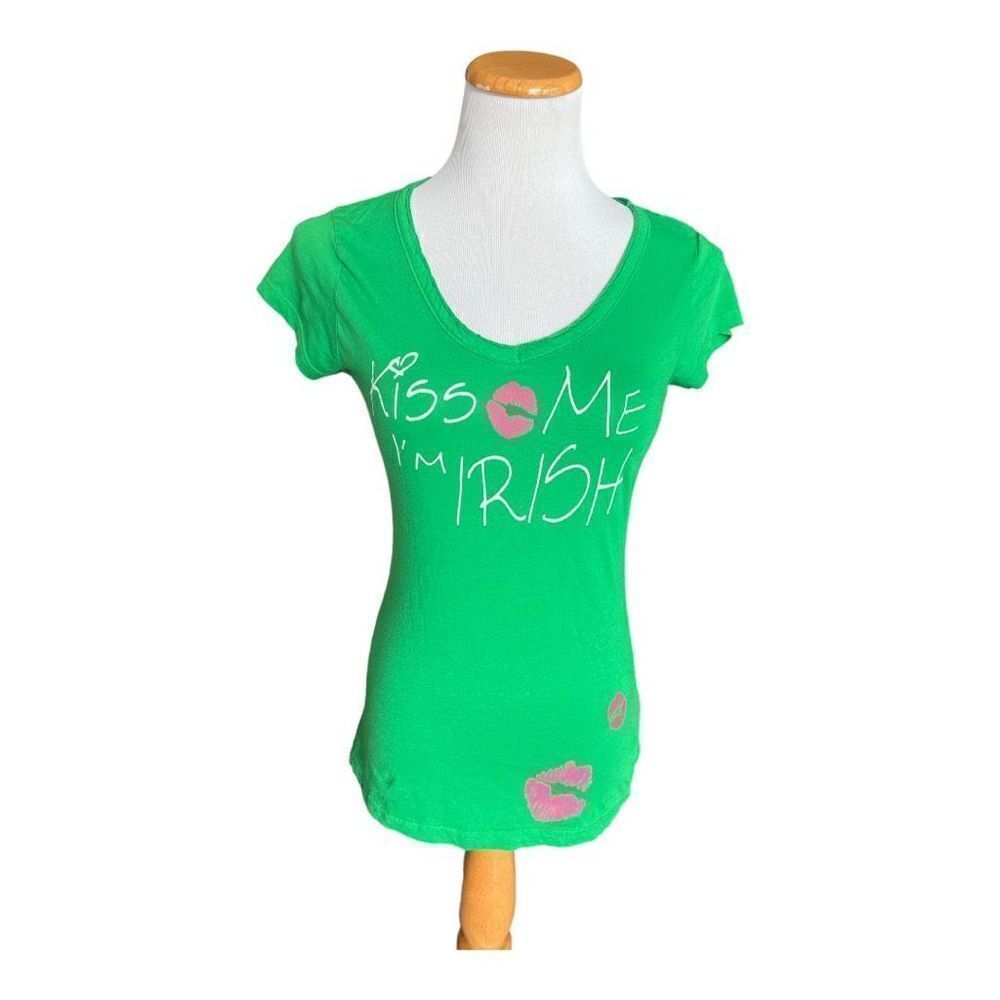 Womens Miley Cyrus BCBG MaxAzira Kiss Me I’m Irish V Neck Tee Shirt - Sz L